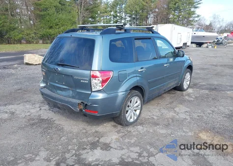 2012 Subaru Forester 2.5X Premium из США, поврежденный, VIN JF2SHADC7CH434287